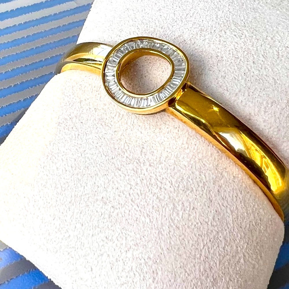 SOLD!! Authentic Bony Levy Circle of Life Diamond & 18k Gold Bangle Bracelet